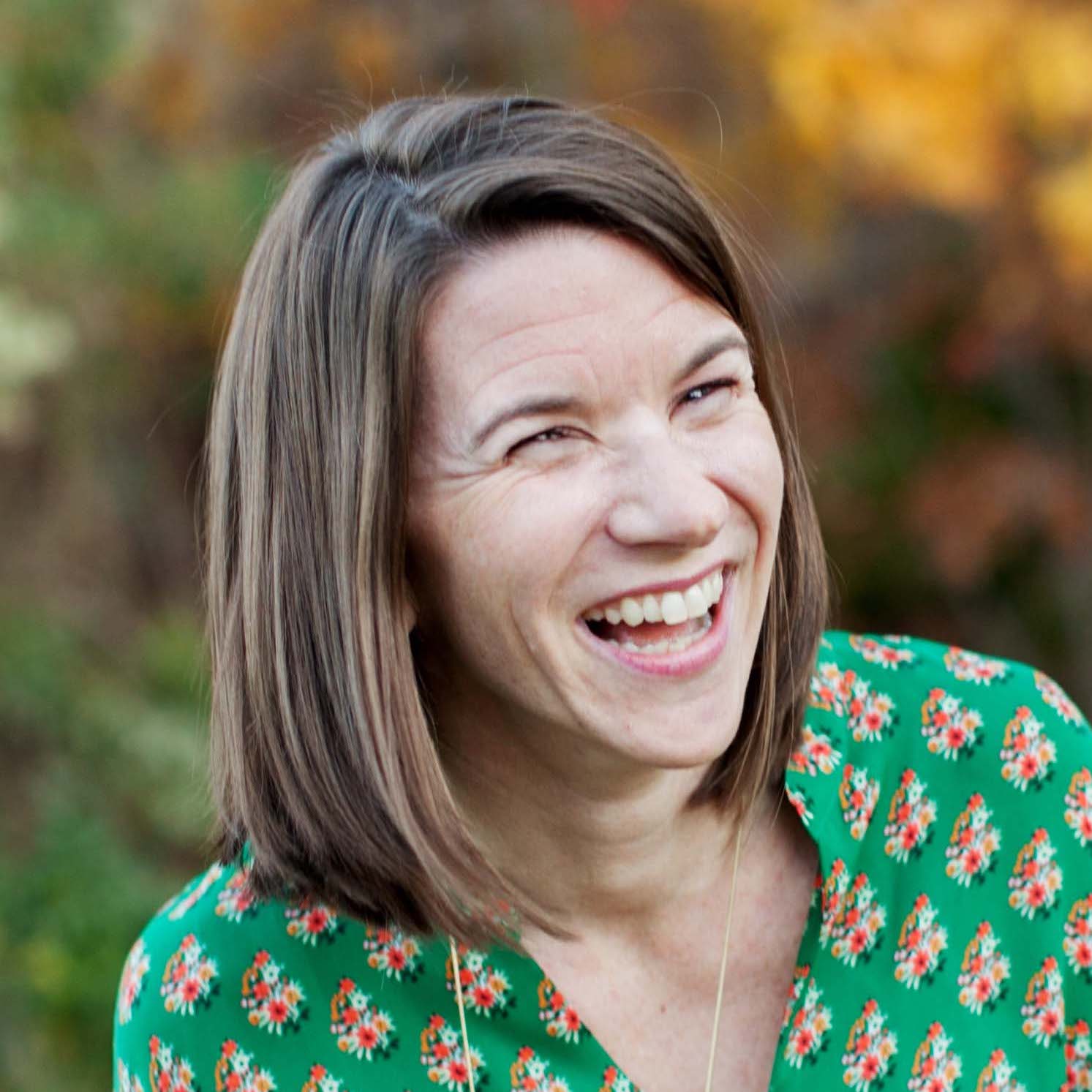 Holly Mackle: Author Page Revive Our Hearts